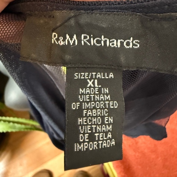 R&M Richards Women's Sz XL Elegant Sheer Back Black Cardigan Poly/Spandex - Picture 5 of 6